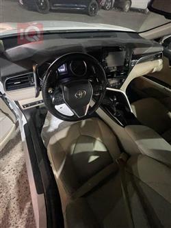 تۆیۆتا کامری